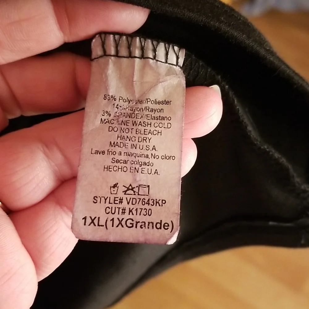 NWT Pinkblush Maternity Black Stretch Shift Dress - 1X - Picture 3 of 4